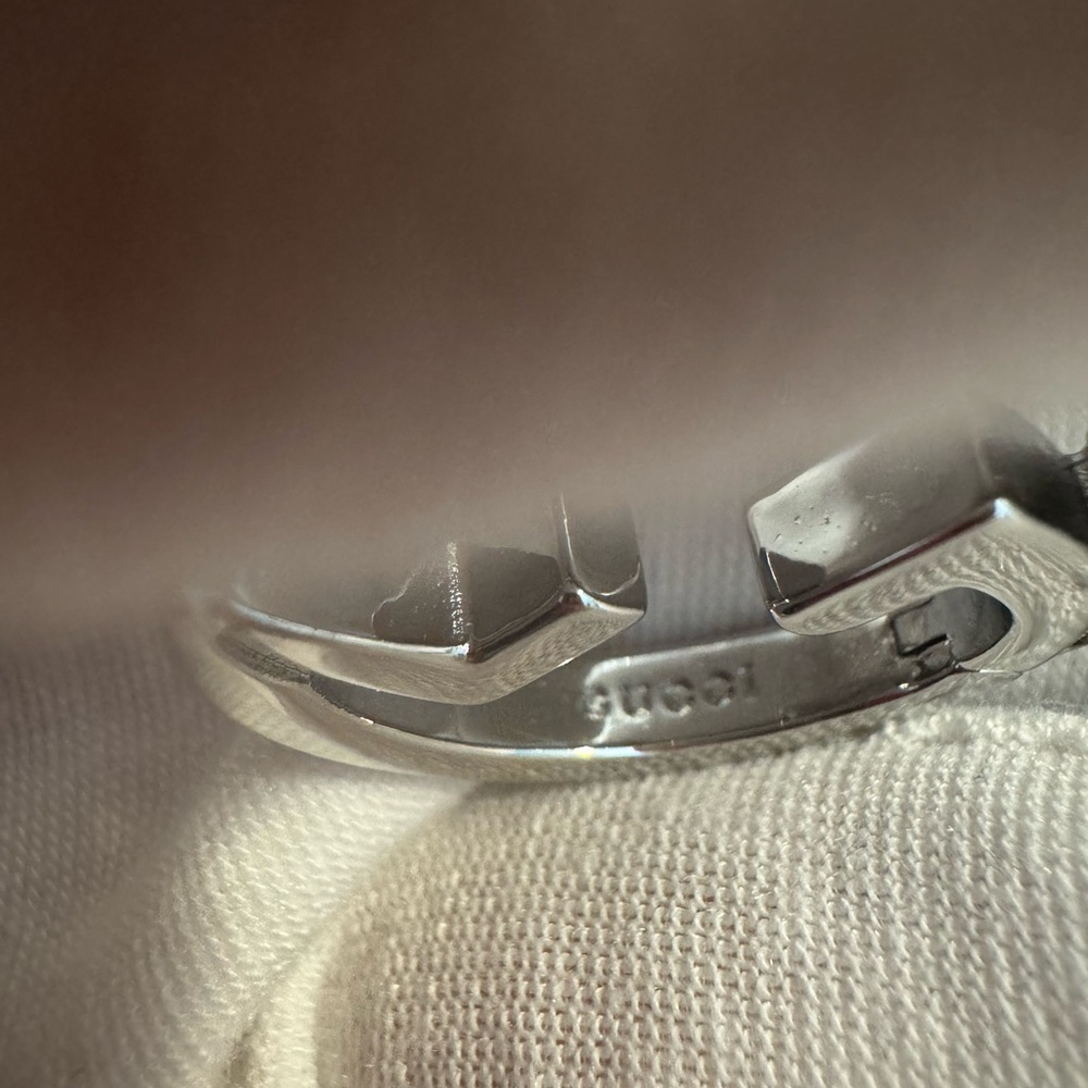 Gucci Silver Marmont Interlock Logo Hoop Earrings - Picture 4 of 4